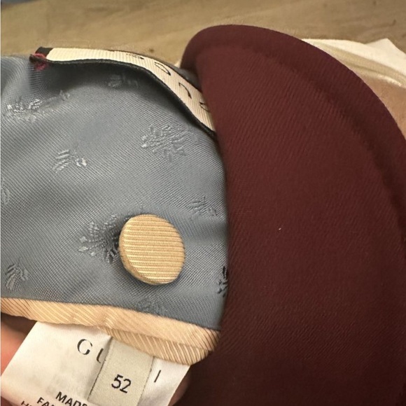 GUCCI - Picture 4 of 5